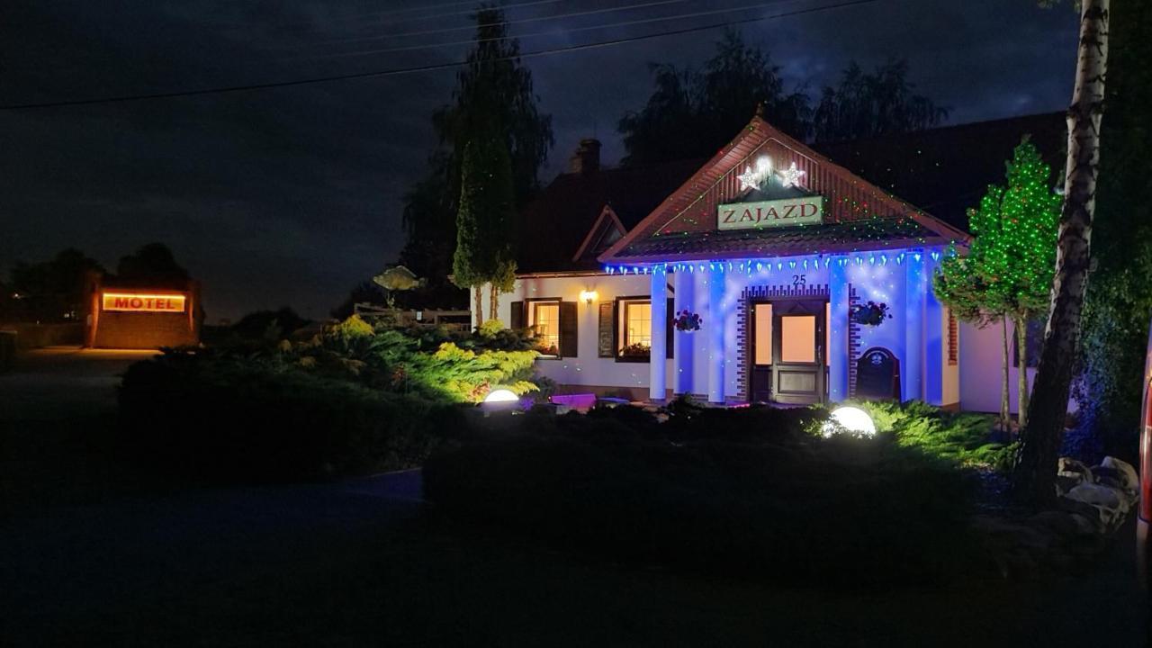 Motel I Restauracja "Pod Baszta" Naglowice Exterior photo